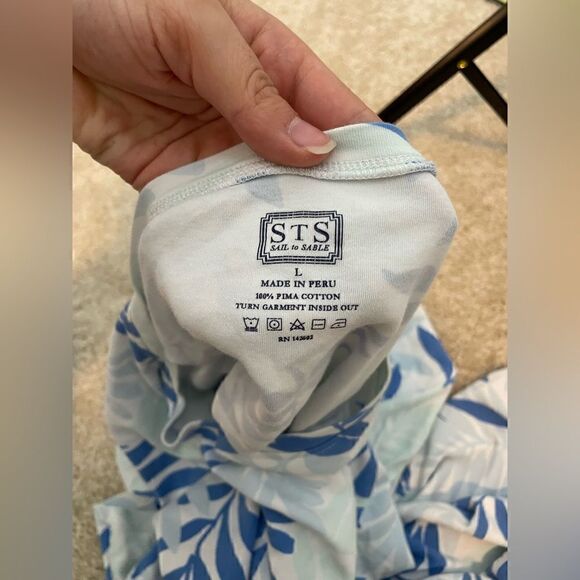 Sail to Sable Adult Pajamas Leaf Print - Picture 2 of 4